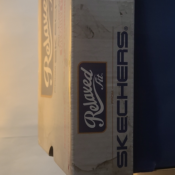 Skechers Women's Slip-On Loafer, Knitted Pattern, Multi-Color (Navy), Size 7.5 - Picture 14 of 16